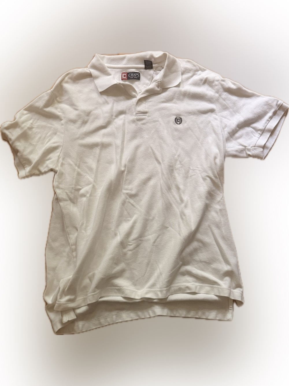 Chaps Men’s White Polo with Crest Logo